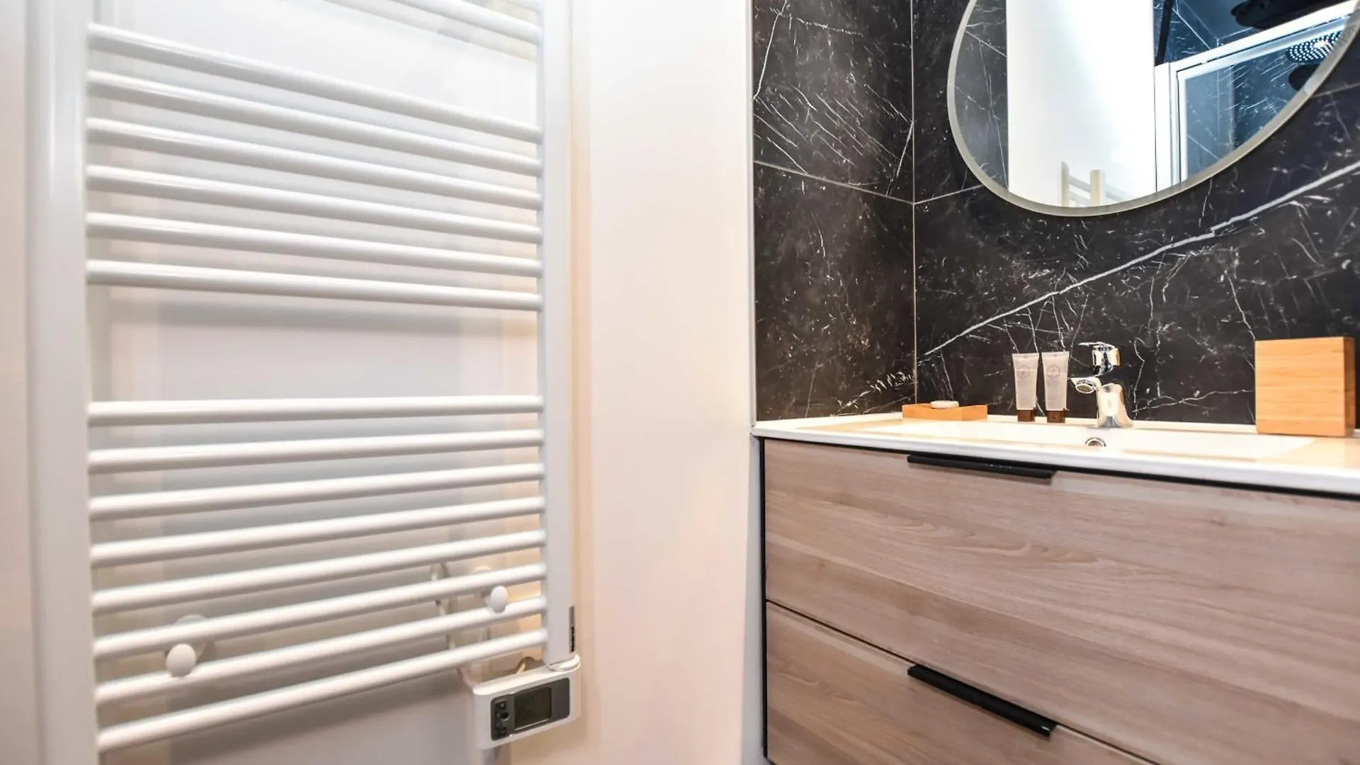 Elegant - 1br-5p - Parc De Belleville Apartment *